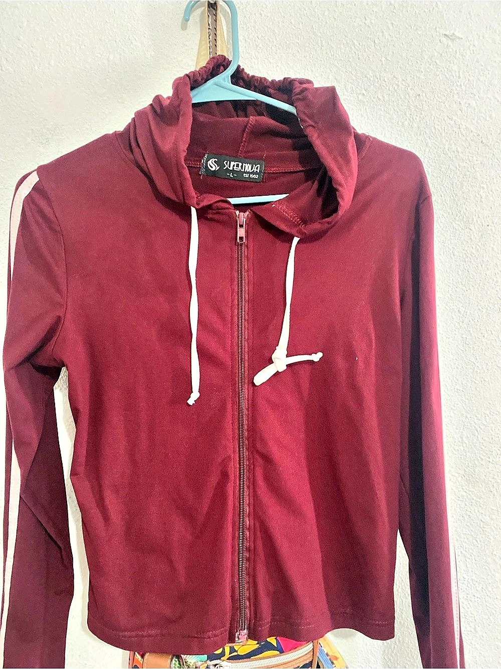 Supernova Zip Hoodie in Burgundy Size Large Like New